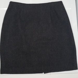Womans wool skirt